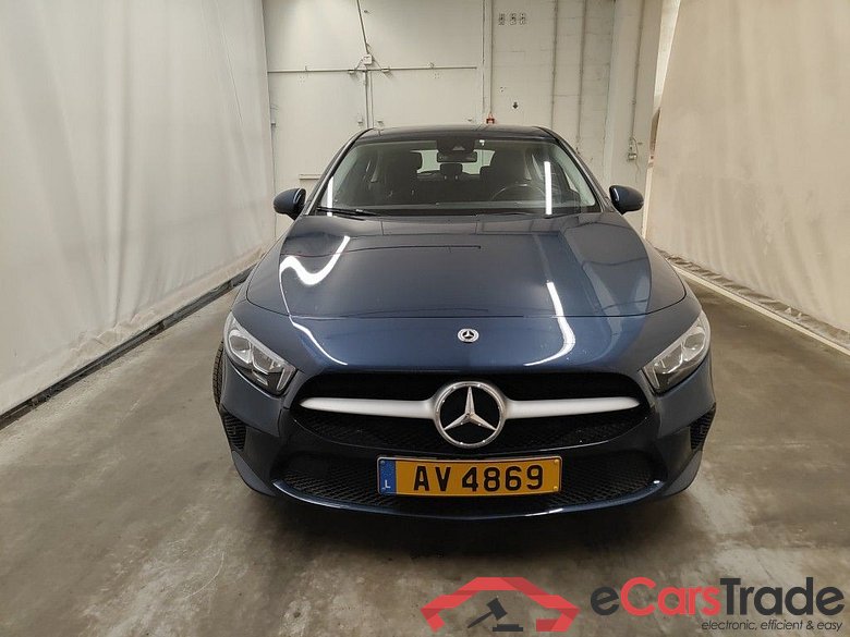 MERCEDES CLASSE A DIESEL (W177) A 180 d 116 Business Solution Essential 5d #5