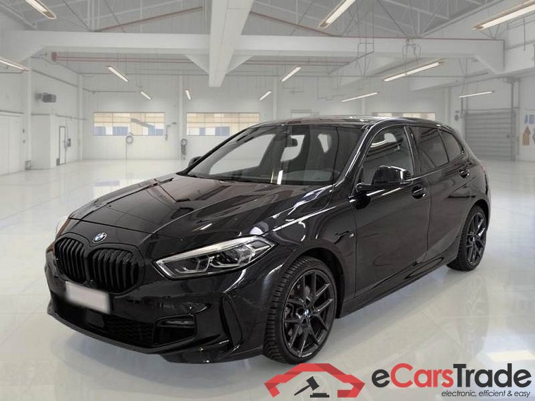 BMW SERIE 1 / 2019 / 5P / BERLINA 118D MSPORT