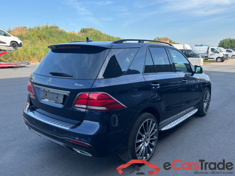 Mercedes GLE 250d AMG 4Matic Aut. Pano LED-Multibeam Leather Navi KeylessGo Camera 360 Klima PDC ... #3