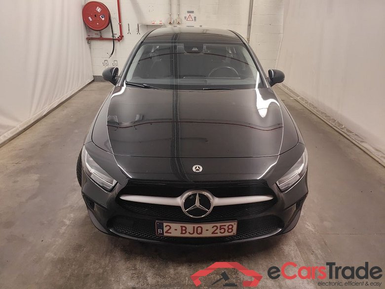 Mercedes-Benz A-Klasse Limousine A 180d Business Solution Aut. 4d #5