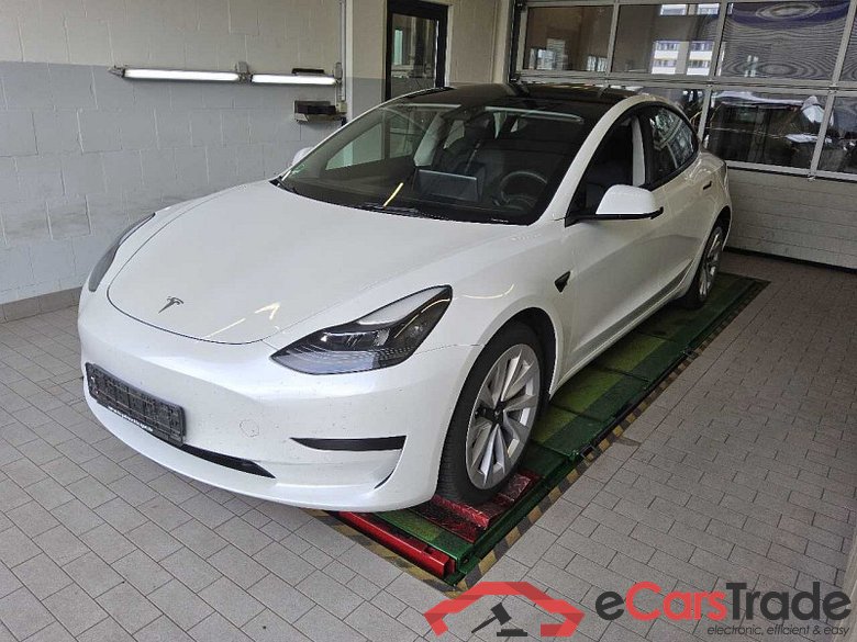 TESLA Model 3 RWD Hinterradantrieb