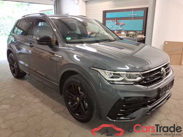 Volkswagen Tiguan (AX1)(07.2020->2024) DE - SUV5 2.0 TSI BMT/Start-Stopp EU6d, 4Motion R-Line OPF, (Facelift) 2021 - 20 #1