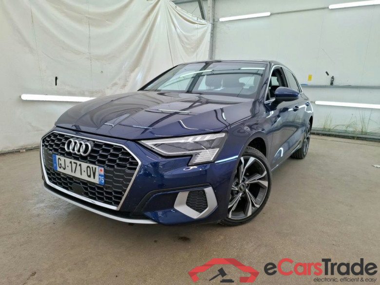 AUDI A3 Sportback / 2020 / 5P / Berline 35 TFSI 150 MHEV S Tronic Design Luxe #1