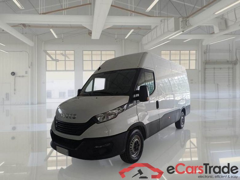 IVECO DAILY / 2021 / 4P / FURGONE 35S14 V 3520L H2