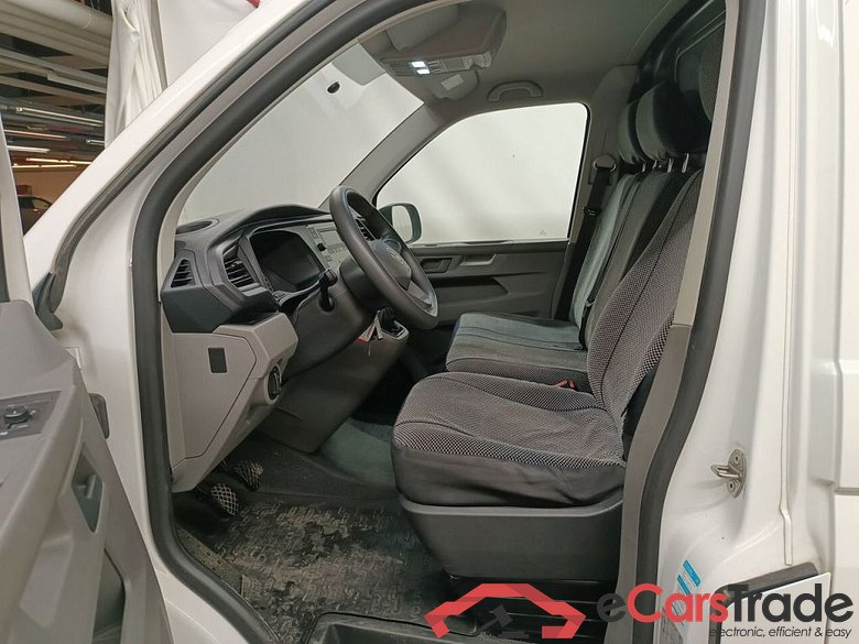 VOLKSWAGEN TRANSPORTER T6.1 FOU SWB DSL - 2020 2.0 TDi 90 SCR BMT 2600 5d #3