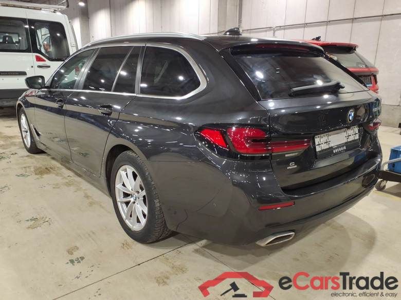 BMW 5 SERIES TOURING 2.0 520D 120KW TOURING AUTO #2