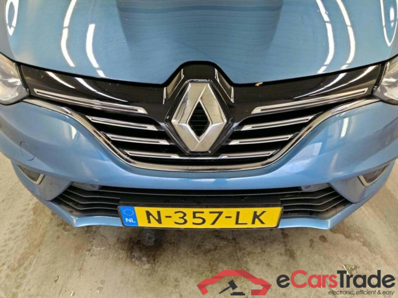 RENAULT Mégane Estate 1.3 TCe Bose #4