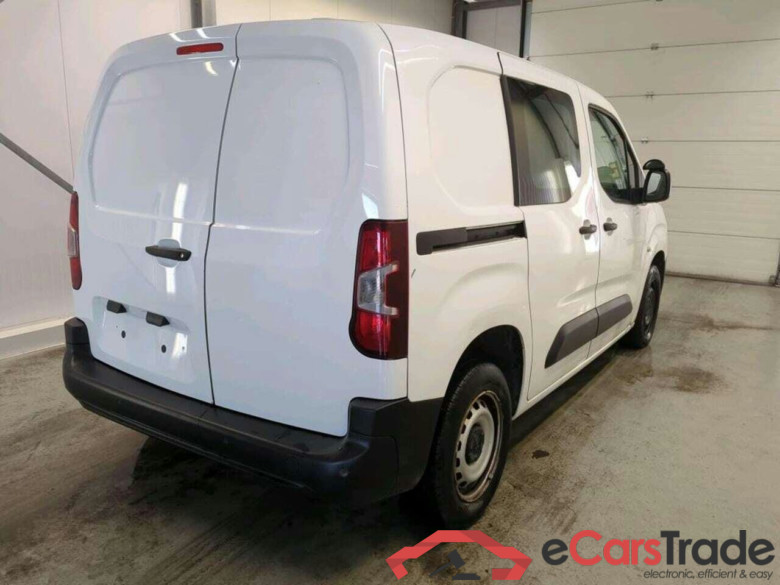 PEUGEOT Partner 1.2 PT. Premium #2