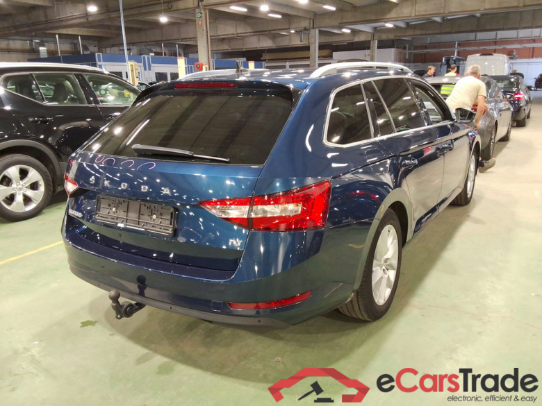 SKODA SUPERB COMBI 1.4 TSI PHEV 160KW DSG6 CLEVER #4