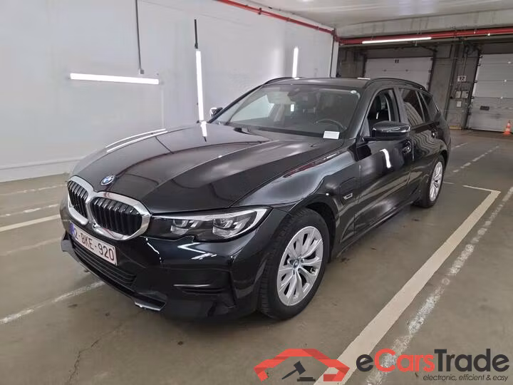 BMW 3 Reeks Touring 3 Reeks Touring 320e (150 kW) (PHEV) 150kW/204pk  5D/P Auto-8 #1