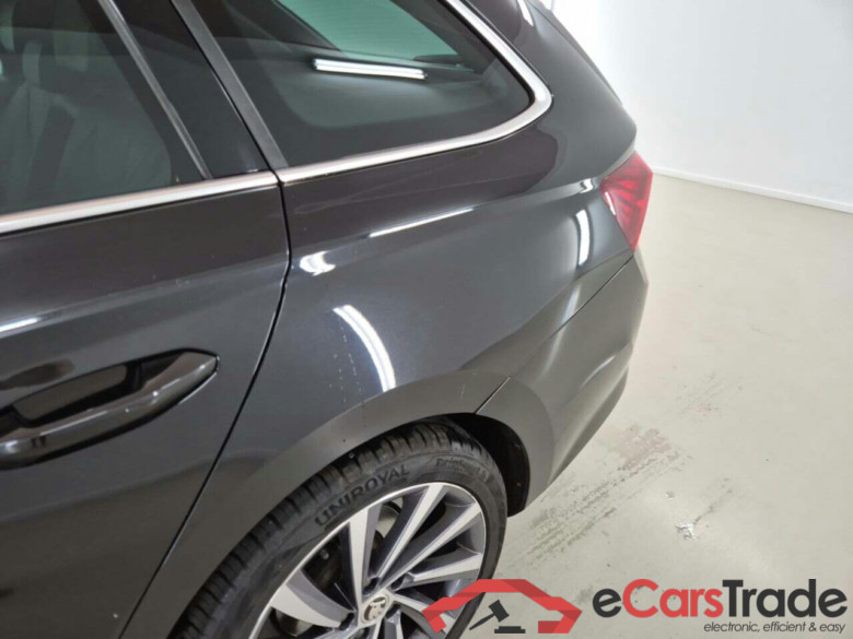 SKODA OCTAVIA COMBI 2.0 CRTDI CLEVER DSG #6