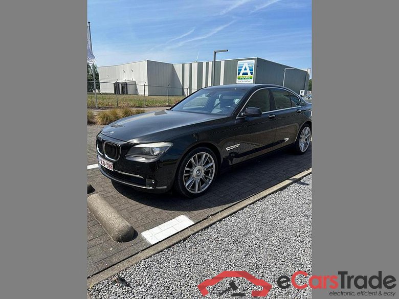 BMW 7 Dsl (F01) 740 dXA