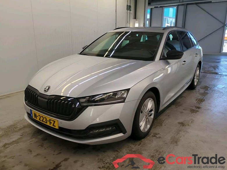 SKODA Octavia Combi 1.5 e-TSI Sport Bns