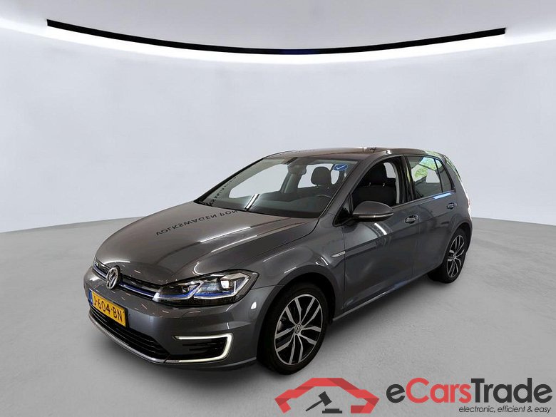 VOLKSWAGEN e-Golf 100 kW