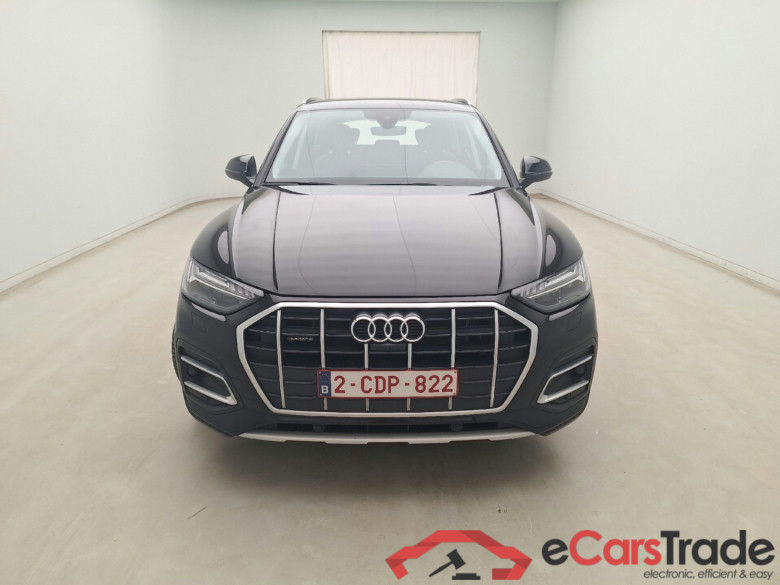 Audi Q5 Advanced 50 TFSI e PHEV S-tronic quattro 5d Platinum (total options: 15.842,16 Ex.Vat) #1