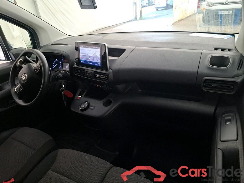 TOYOTA Proace City / 2019 / 4P / Fourgonnette 1.5 Medium 130 D-4D Business #5