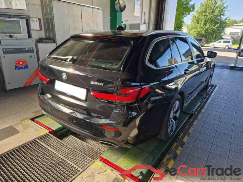 BMW 5 Touring (G31)(2017->) DE - Kb5 530 i Mild-Hybrid EU6d, OPF, (Facelift) 2022 - 2024 #3
