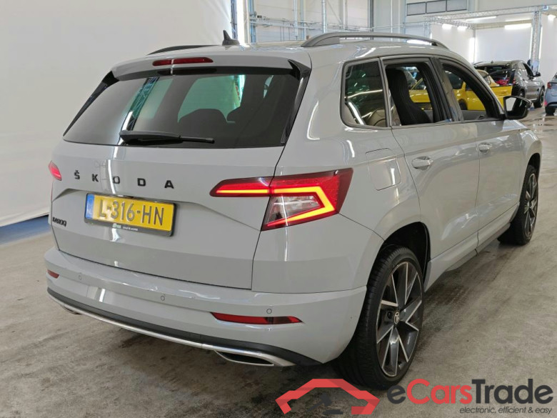 Škoda Karoq 1.5 TSI Greentech DSG Sportline Business 5d + Pano #2