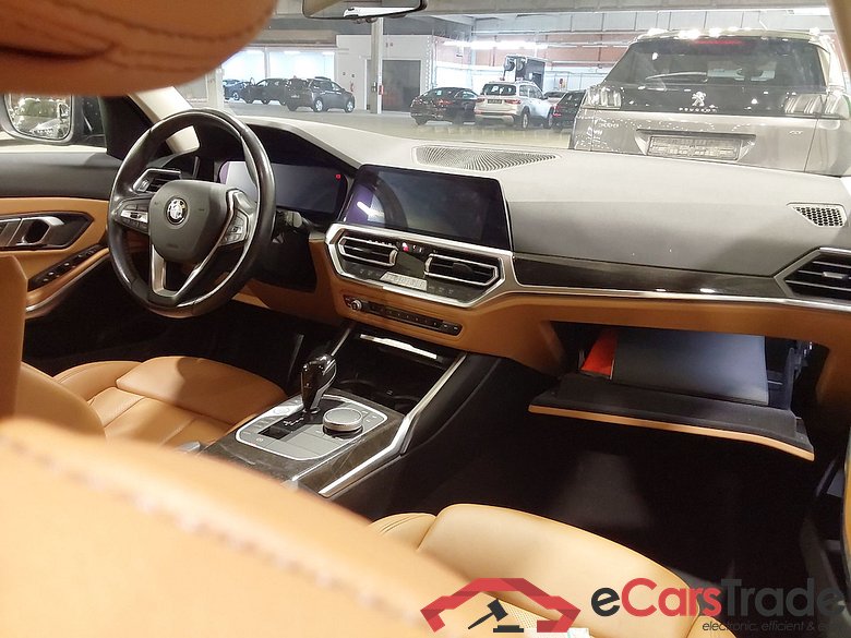 BMW 3 TOURING - 2019 318iA OPF #6