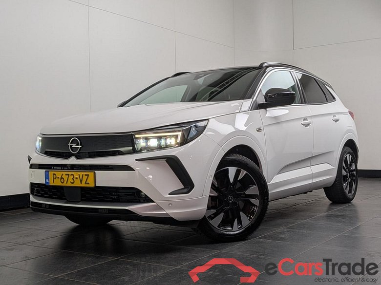 OPEL Grandland 1.6 TurboHy Ultimate