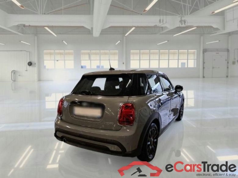 MINI MINI / 2021 / 5P / BERLINA COOPER CAMDEN EDITION AUTO #2