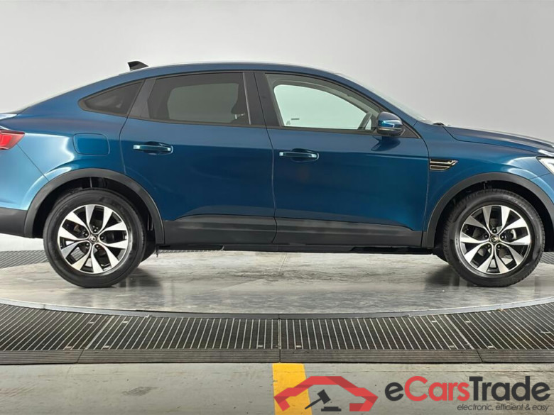 RENAULT Arkana / 2021 / 5P / SUV Business TCe 140 EDC #3