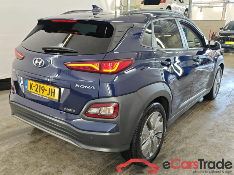 Hyundai KONA Limited Electric 64 kWh 5d #2