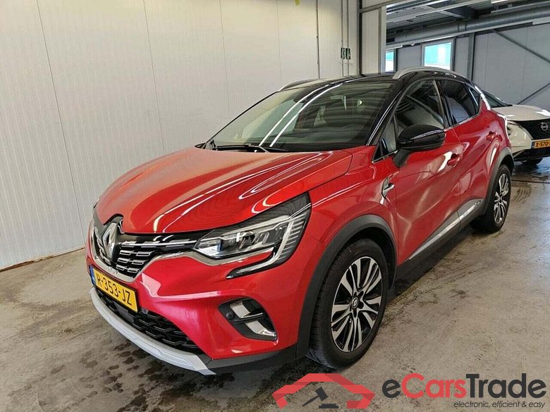 RENAULT Captur 1.3 TCe Ini. Paris