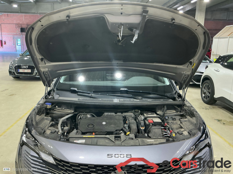 PEUGEOT 5008 1.5 BLUEHDI 130 AUTO ALLURE PACK #6