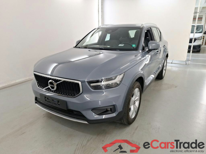 VOLVO XC40 1.5 T2 MOMENTUM PRO #1