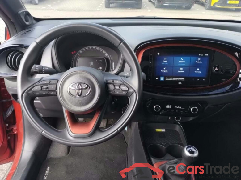 TOYOTA Aygo X 1.0 VVT-i MT #6