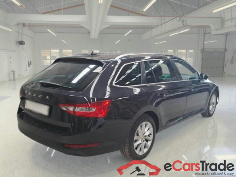 SKODA SUPERB WAGON / 2019 / 5P / STATION WAGON 2.0 TDI EVO 110KW EXECUTIVE DSG #2