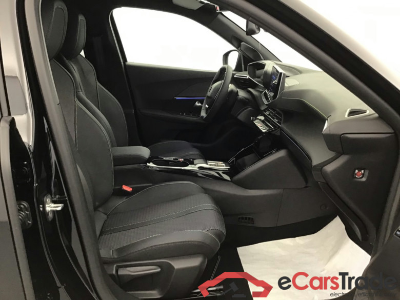 Peugeot 2008 GT 1.2 Gasoline 137hp #6
