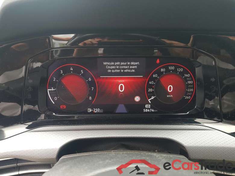 VOLKSWAGEN Golf VIII Golf ACTIVE 1.0 TSI 81 kW (110 ch) 6 vitesses manuel #5
