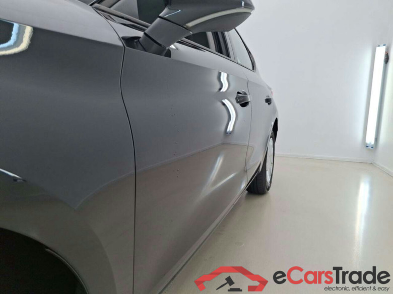 SEAT LEON 1.0 TSI REFERENCE #4