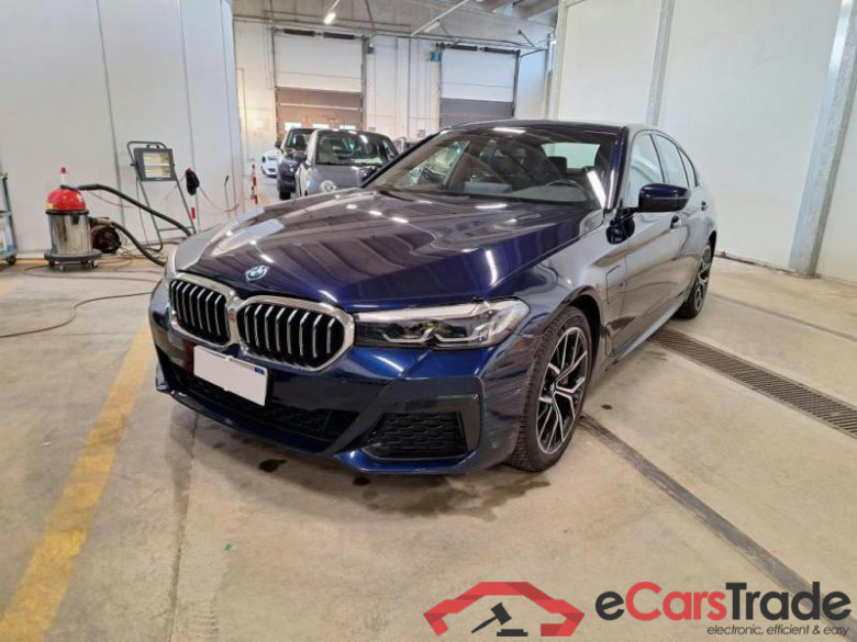 BMW SERIE 5 / 2020 / 4P / BERLINA 545E XDRIVE M SPORT AUTO