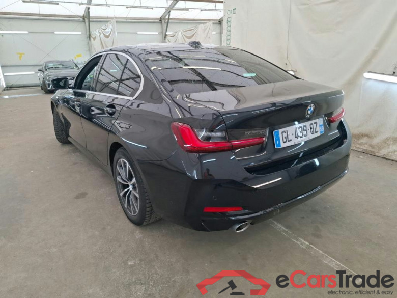BMW Série 3 Berline / 2022 / 4P / Berline 318d 150ch Business Design BVA8 #2