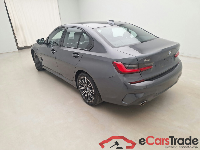 BMW, 3-serie '18, BMW 3 Reeks Berline 330e (215 kW) 4d #3
