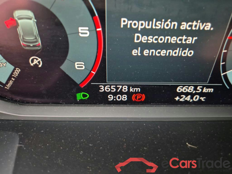 AUDI Q3 / 2018 / 5P / todoterreno Advanced 35 TDI 110kW (150CV) #5