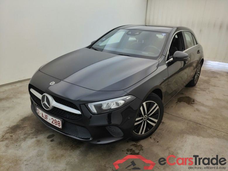 Mercedes-Benz A-Klasse A 250 e Business Solution 5d