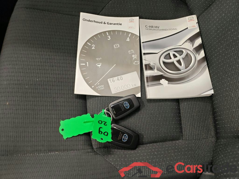 Toyota C-HR 1.8 Hybrid Style Ultimate automaat 5d #4
