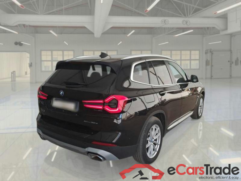 Bmw X3 2.0 xDrive30e Plug-In Hybrid Aut. LED Navi-Pro Sport-Leather KeylessGo Camera Klima PDC ... #2