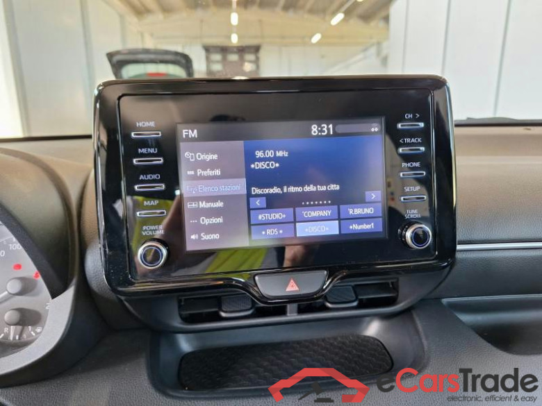 TOYOTA YARIS / 2020 / 5P / BERLINA HYBRID BUSINESS MY21 #5
