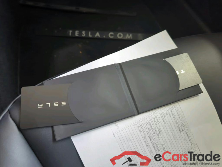 TESLA Model 3 Langstreckenbatt. Allradantrieb Dual Motor 4d 366kW #6