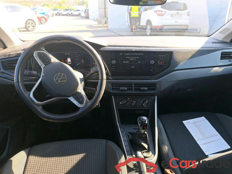 VOLKSWAGEN Polo / 2021 / 5P / berlina con portón Life 1.0 TSI 70kW (95CV) #3