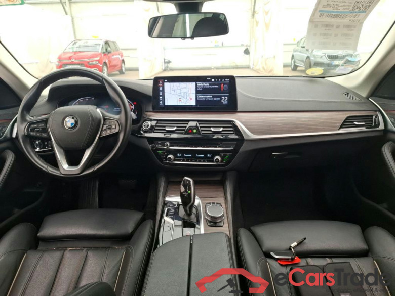 Série 5 Touring 520d Luxury Line 2.0 190CV BVA8 E6dT #5