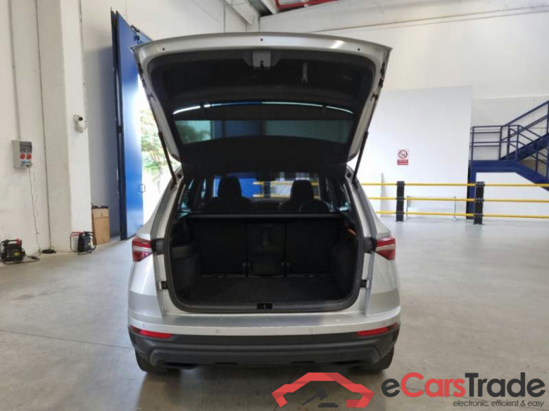 SKODA KAROQ / 2022 / 5P / SUV 2.0 TDI 110KW EVO SCR EXECUTIVE DSG 4X4 #5