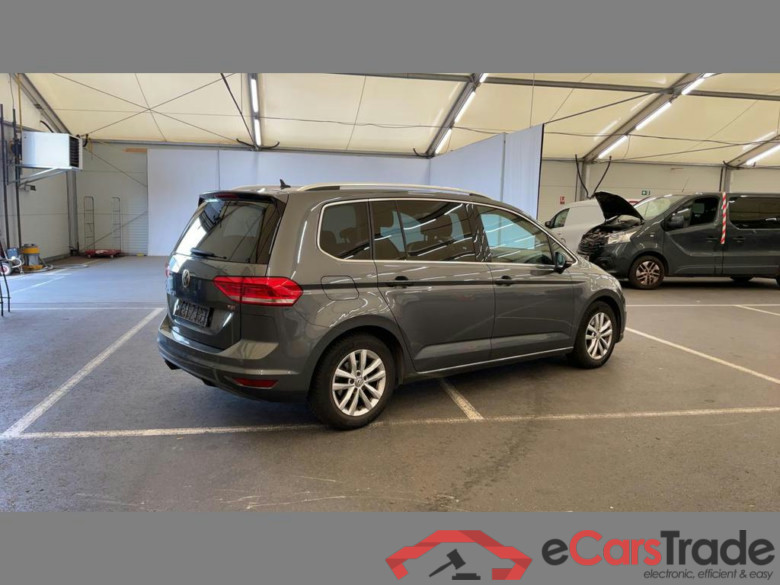 VOLKSWAGEN Touran 1.4 TSI Highline DSG #4
