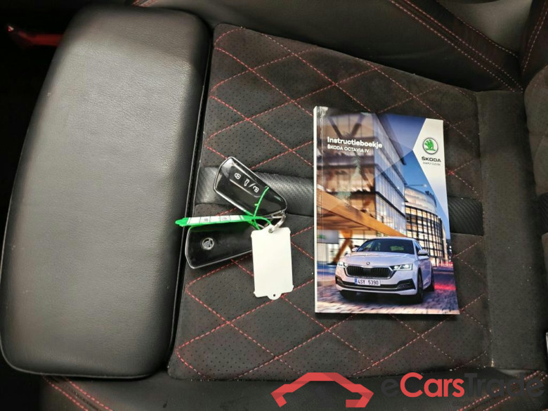 Skoda Octavia Combi 1.4 TSI iV PHEV DSG RS iV Business 5d + Pano #4