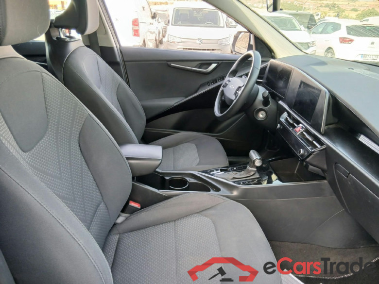 KIA Niro / 2022 / 5P / crossover 1.6 GDi HEV 104kW (141CV) Concept #6
